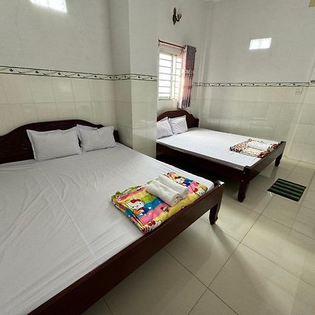 Nhà Nghỉ HOA LÝ Chau Doc Exterior foto