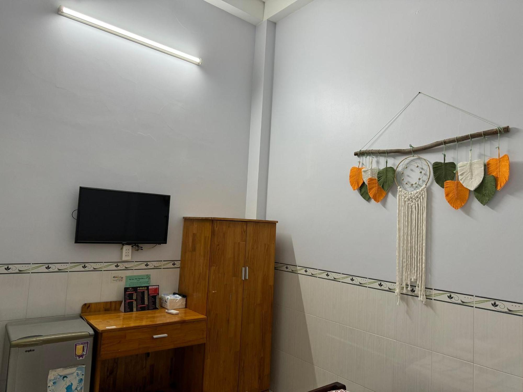 Nhà Nghỉ HOA LÝ Chau Doc Exterior foto