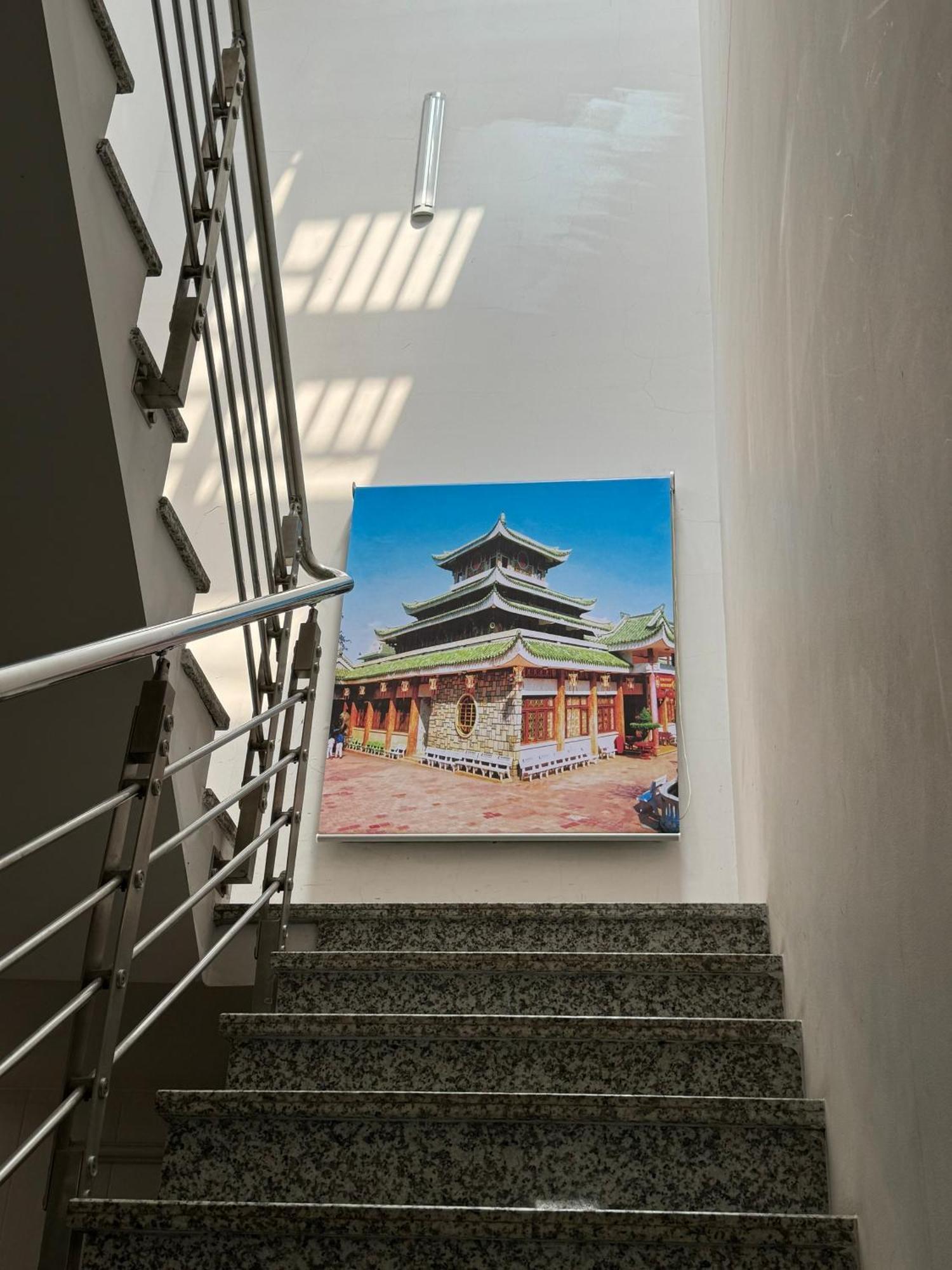 Nhà Nghỉ HOA LÝ Chau Doc Exterior foto