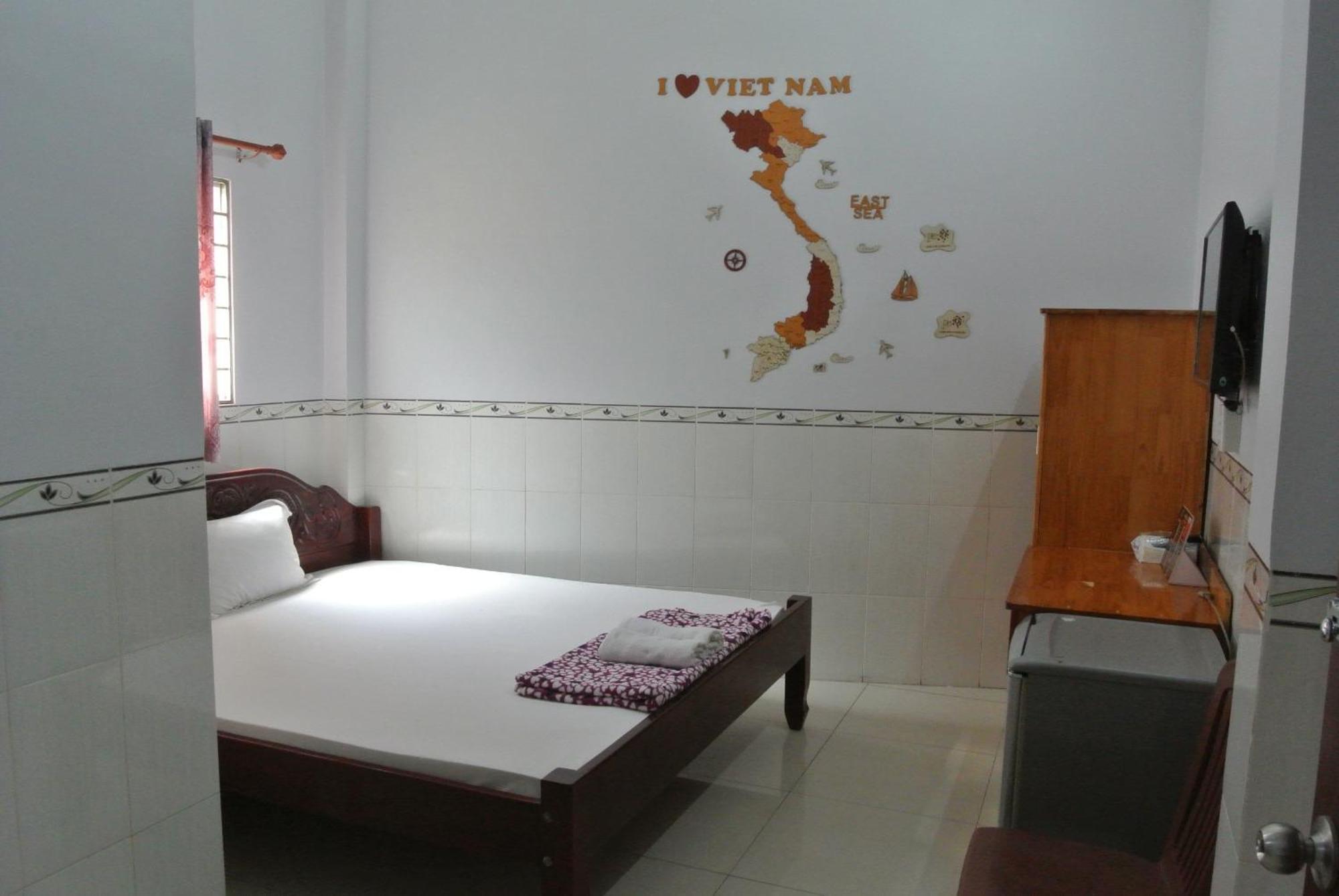 Nhà Nghỉ HOA LÝ Chau Doc Exterior foto
